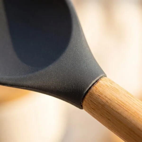 Bambu saplı silikon spatula 32 cm