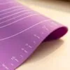 Yumuşak Ölçülü Hamur Açma Matı 45×65 cm Mor – kenar detay